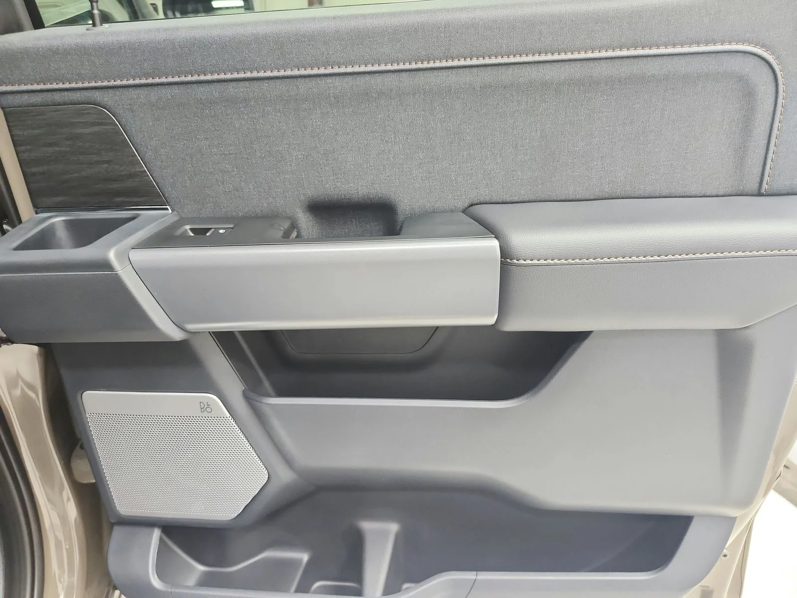 New 2026 Gray Ford Lariat image 51