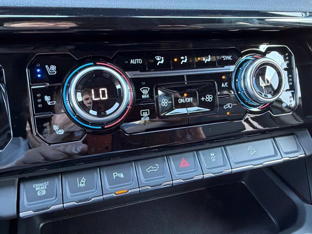 New 2026 Onyx Black GMC AT4 image 10
