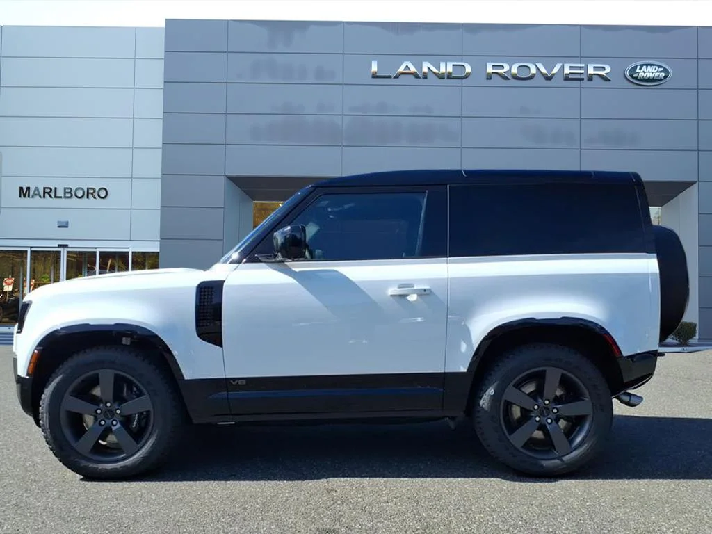 New 2026 White Land Rover 90 V8 image 7
