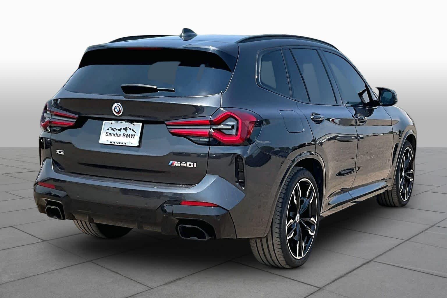 Used 2023 Dark Graphite Metallic BMW M40i image 10