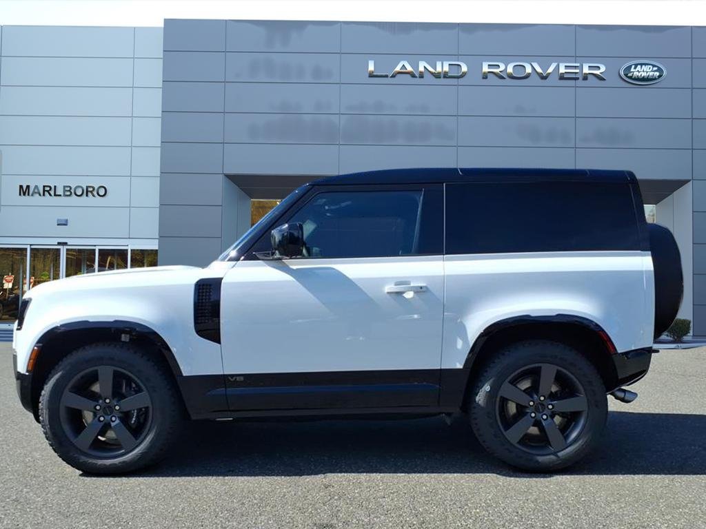 2026 Land Rover Defender V8 - Photo 7