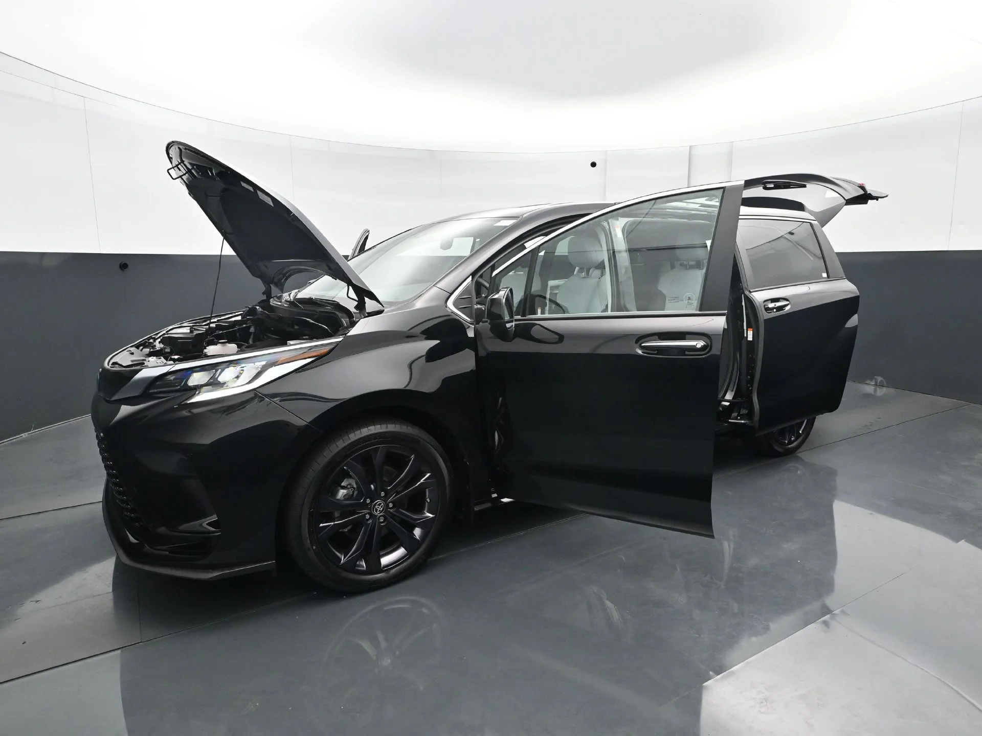 Used 2022 Black Toyota XSE image 31