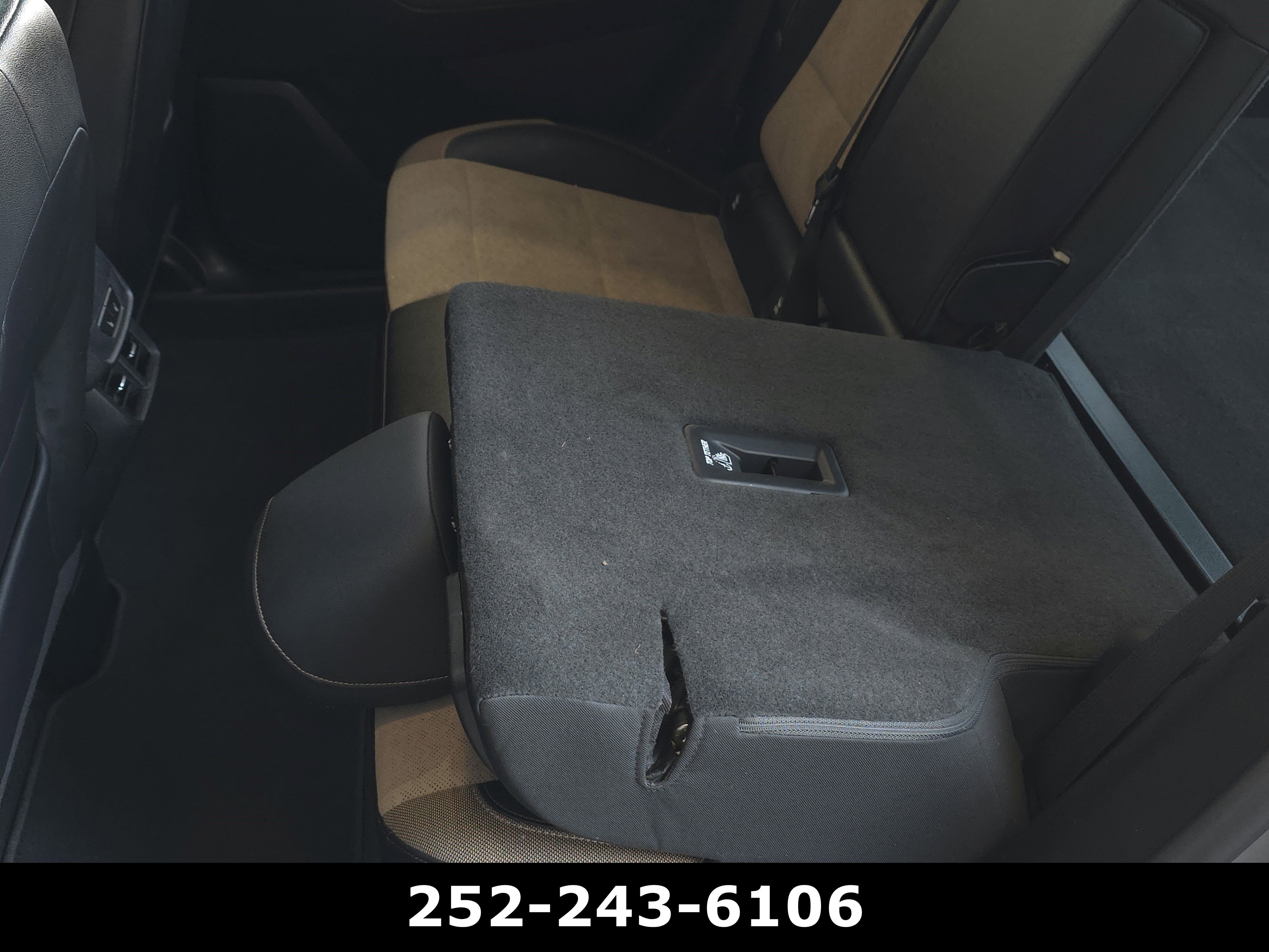 Used 2025 Sterling Gray Metallic Chevrolet FWD ACTIV image 32