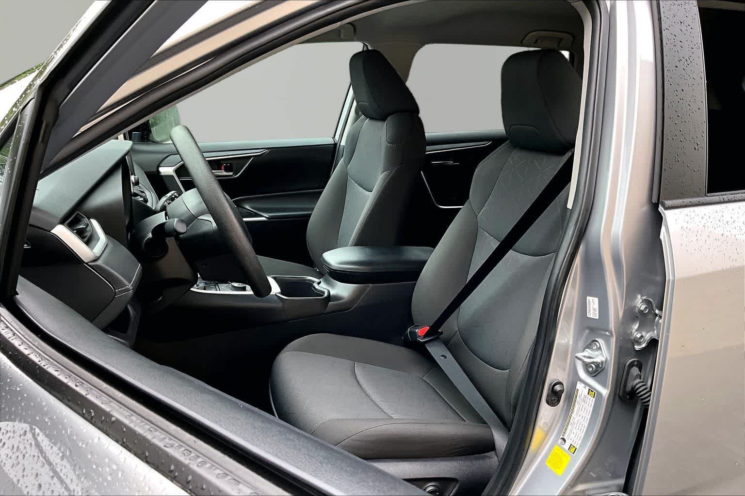 Used 2025 Silver Sky Metallic Toyota Hybrid XLE image 8