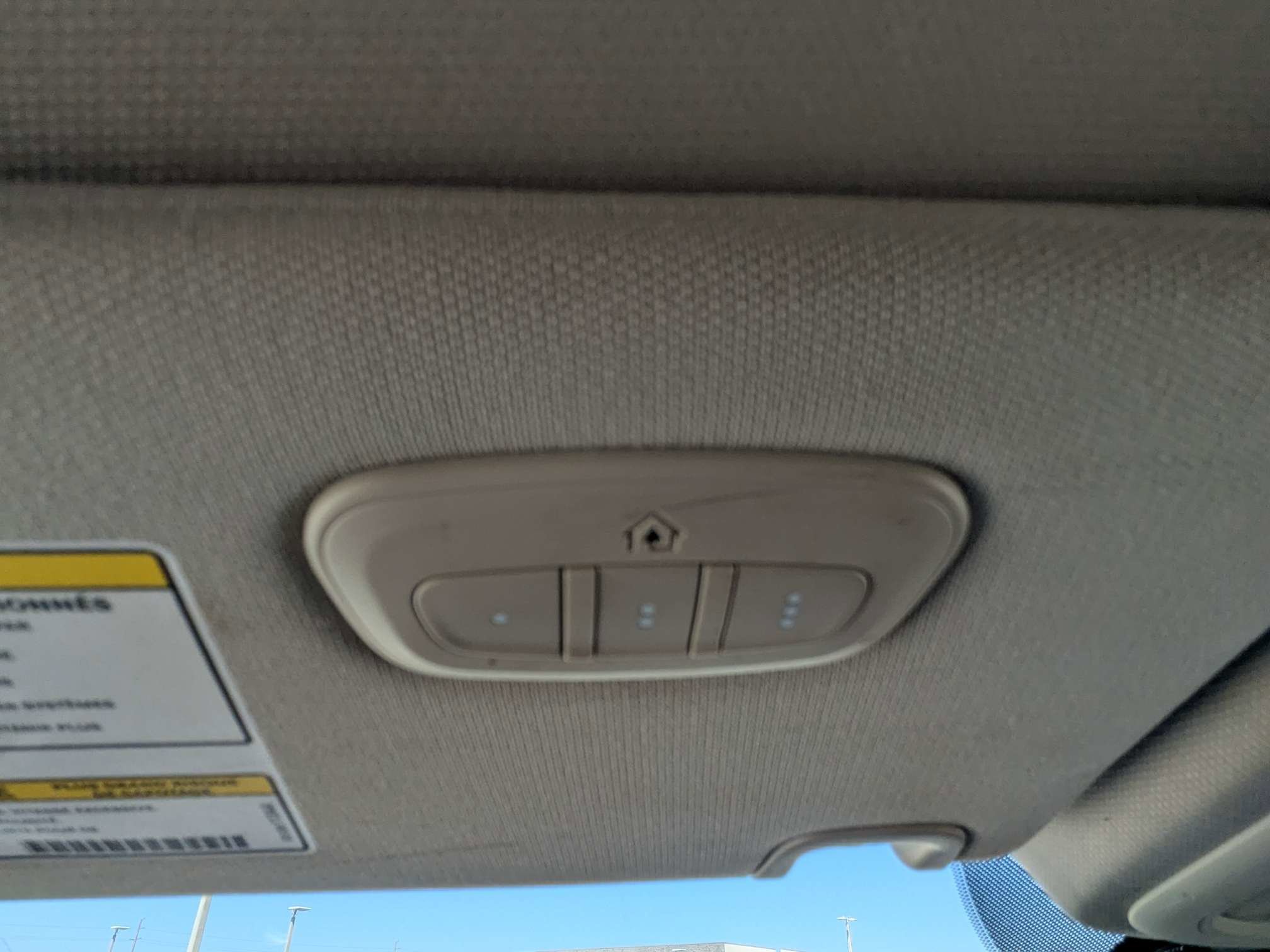 Used 2018 Light Brownstone Pearlcoat Jeep Latitude Plus image 30