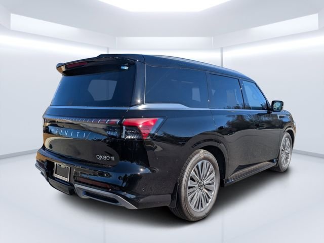 New 2026 Black INFINITI LUXE image 3