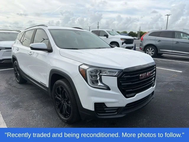 2022 GMC Terrain SLE FWD's photo