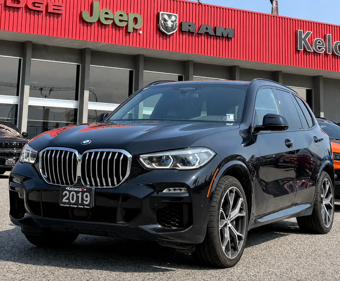 Used 2019 Black BMW xDrive50i Sports Activity Vehicle image 1