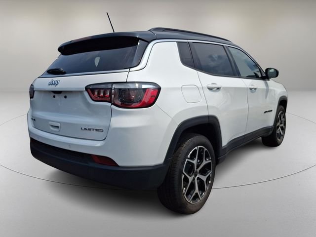 Used 2025 White Jeep Limited image 8