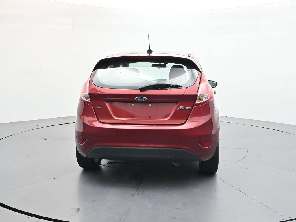Used 2015 Red Ford SE image 6