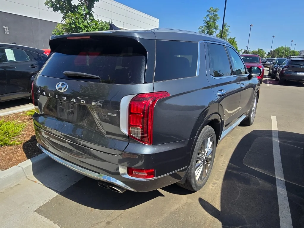 Used 2020 Steel Graphite Hyundai Limited image 5