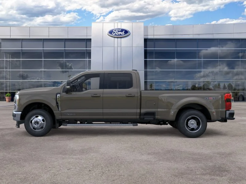 New 2026 Marsh Gray Ford Lariat image 3