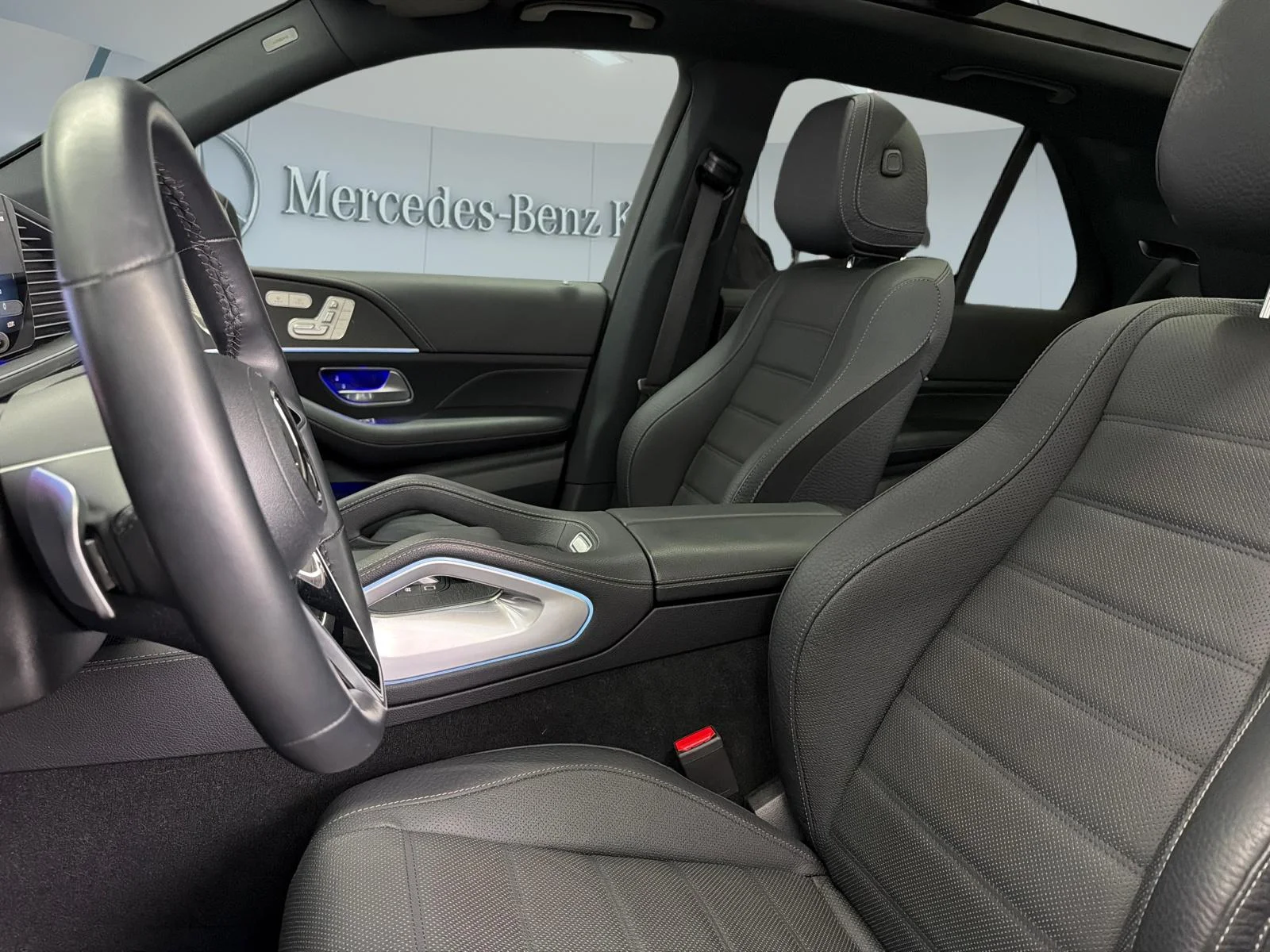Certified Used 2025 Silver Mercedes-Benz Gle 350 4matic Suv image 4