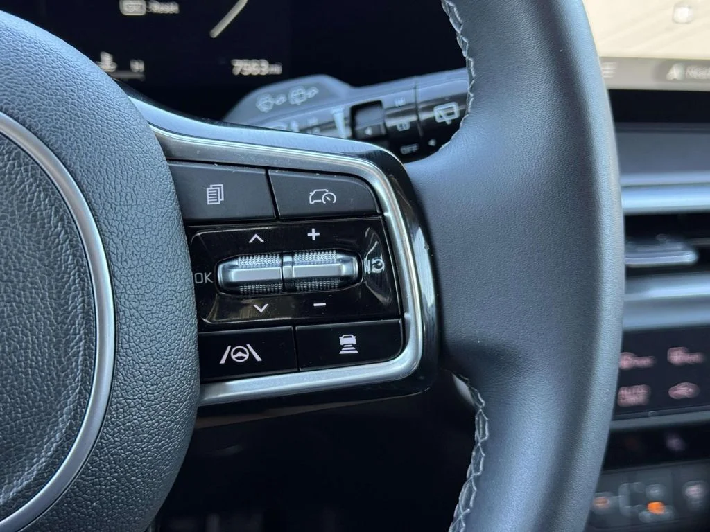 Used 2025 Gray Kia SX image 23