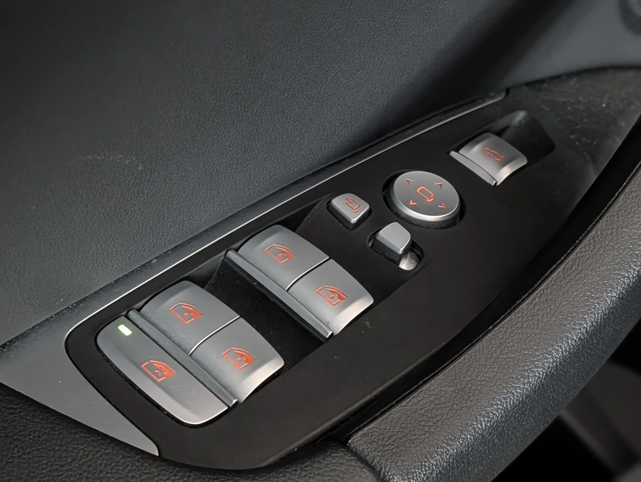 Used 2024 Black BMW xDrive30i - - Turbo I-4 - AWD - Sport Seats - Digital Cluster - Apple CarPlay & More! image 13
