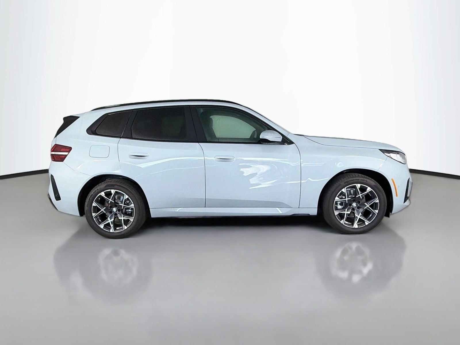 New 2026 Brooklyn Grey Metallic BMW 30 xDrive image 8