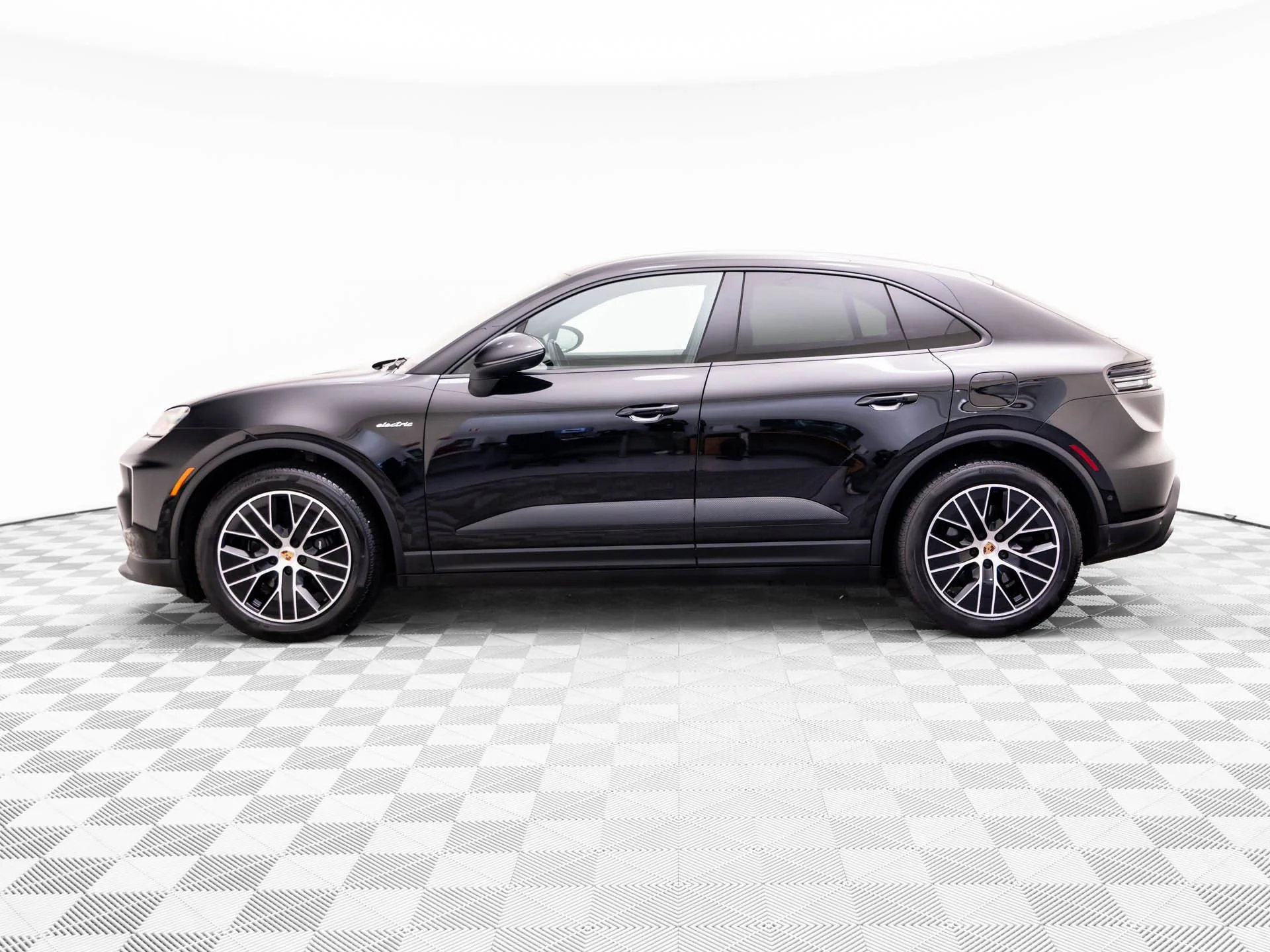 Certified Used 2026 Black Porsche 4 image 2