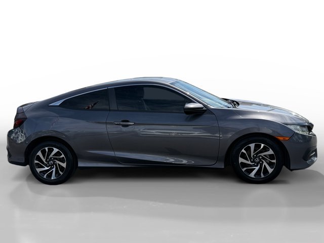 Used 2018 Polished Metal Metallic Honda LX-P image 6