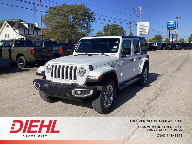 Used 2019 White Jeep Unlimited Sahara image 3