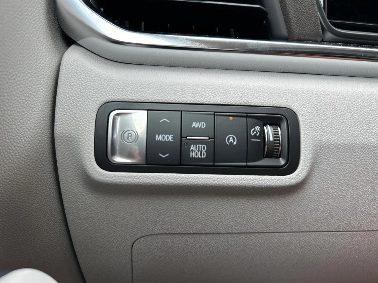 2026 GMC Terrain Denali - Photo 13