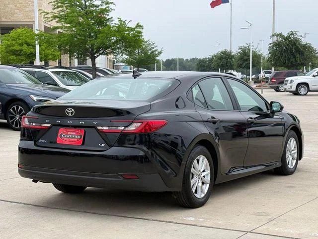 2025 Toyota Camry LE - Photo 4