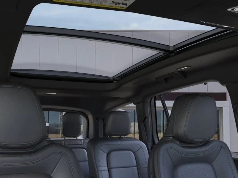 New 2026 Pristine White Metallic Tri-Coat Lincoln Reserve image 22