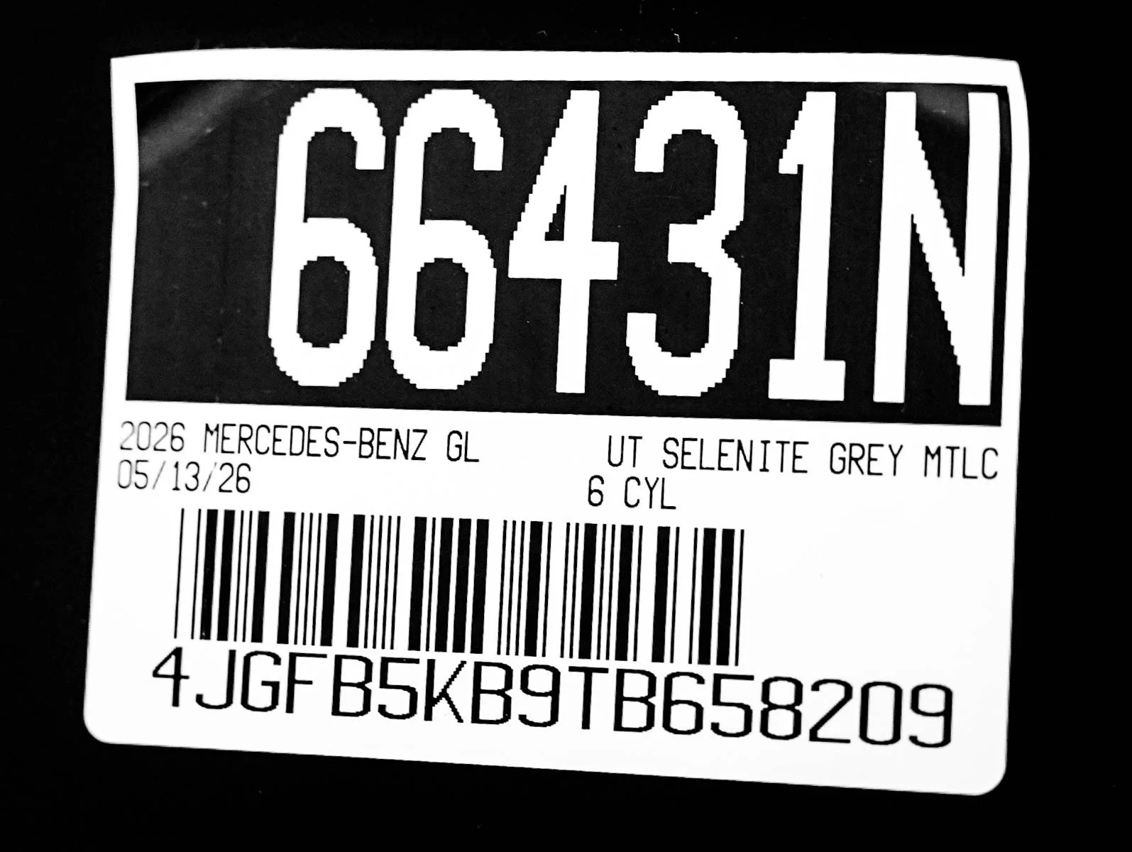 New 2026 Selenite Grey Metallic Mercedes-Benz 450 4MATIC® image 26