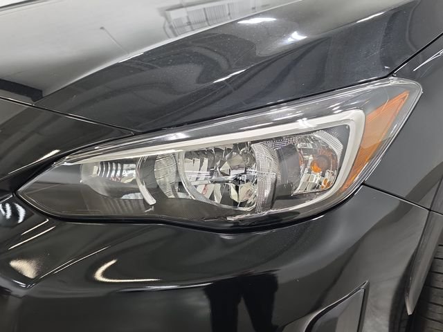 Used 2022 Crystal Black Silica Subaru Premium image 28