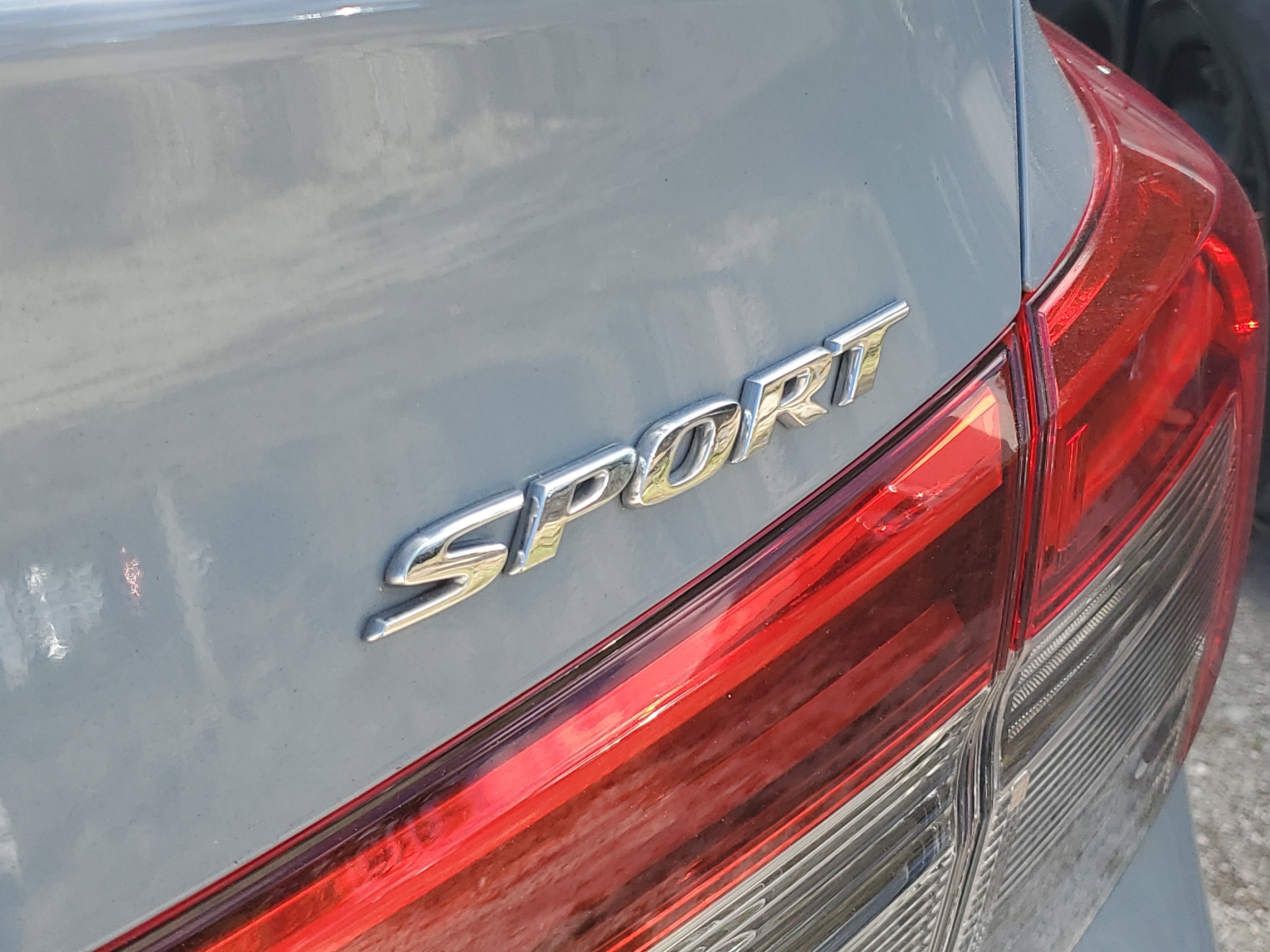 Used 2024  Honda Sport image 8