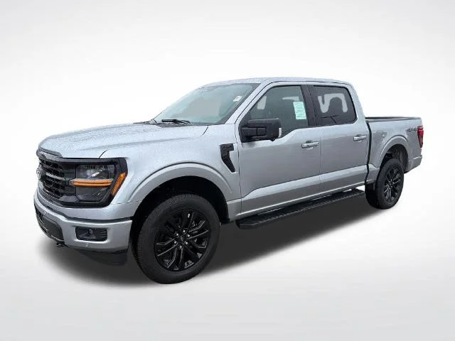 New 2026 Iconic Silver Metallic Ford XLT image 4