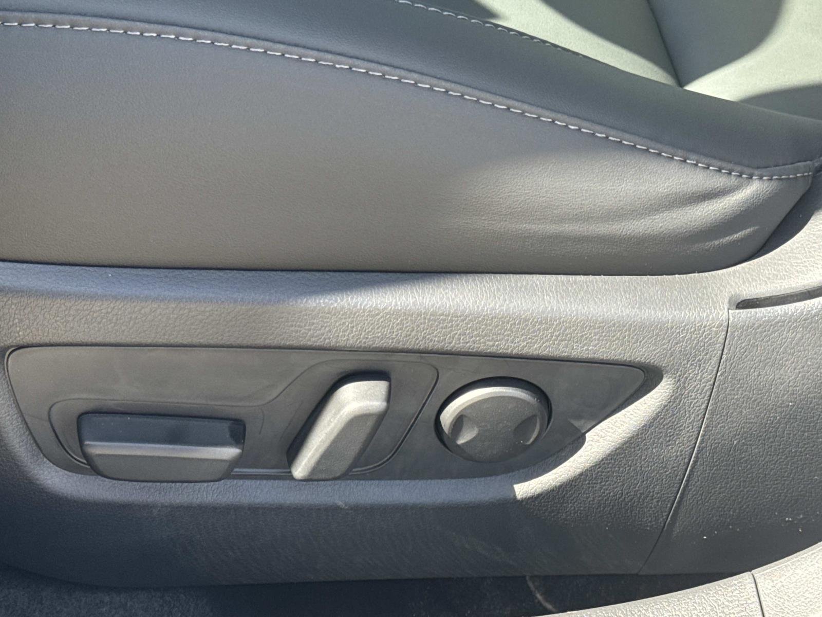 New 2026 Ceramic Metallic Mazda 2.5 S Select Sport AWD image 10