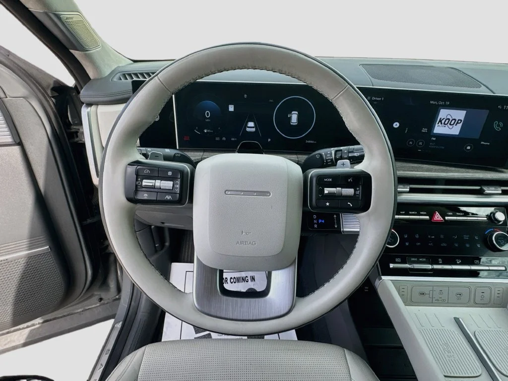 Used 2024 Gray Hyundai Calligraphy image 11