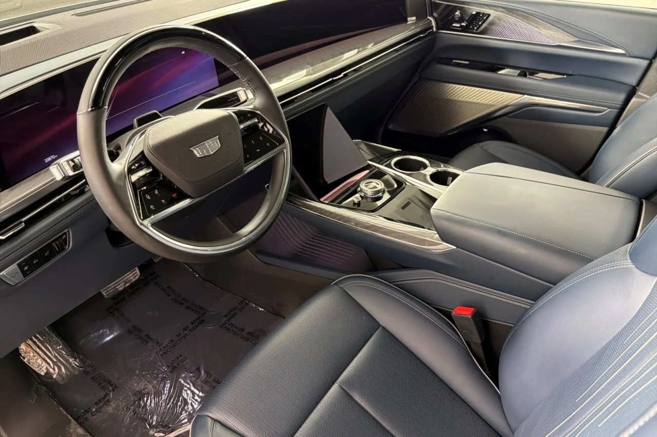 Used 2025 Black Raven Cadillac Luxury 2 image 9