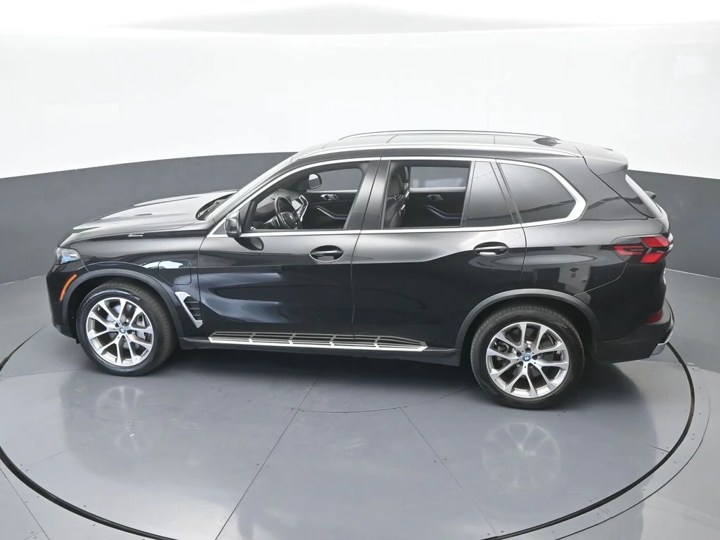 Used 2025 Black Sapphire Metallic BMW xDrive50e image 54