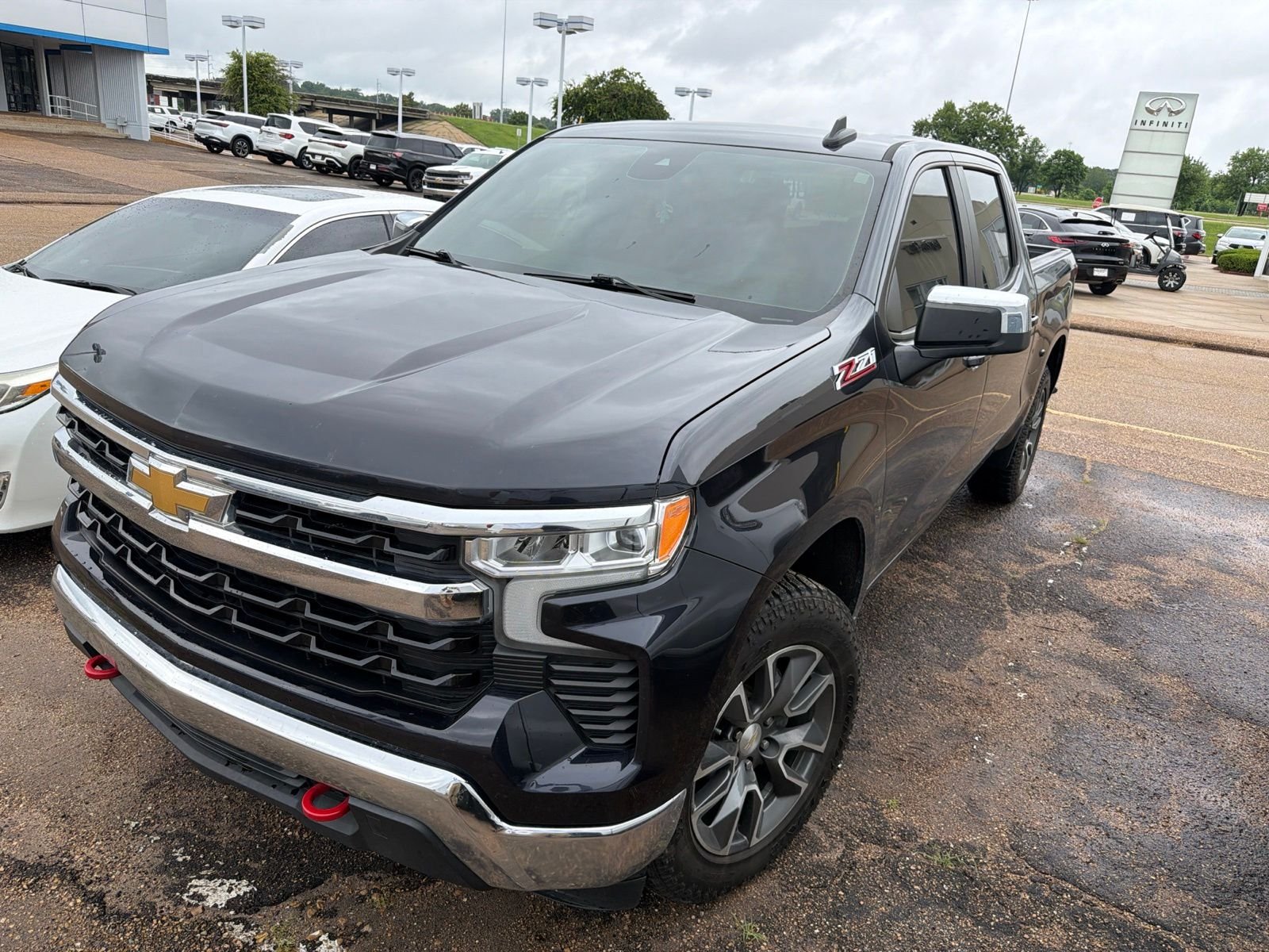 Used 2022 Gray Chevrolet LT image 6