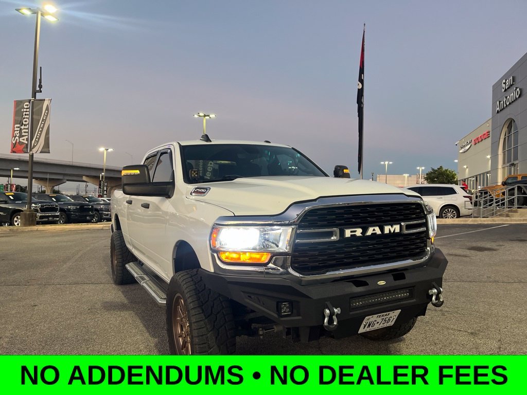 Used 2023 White Ram Big Horn image 1