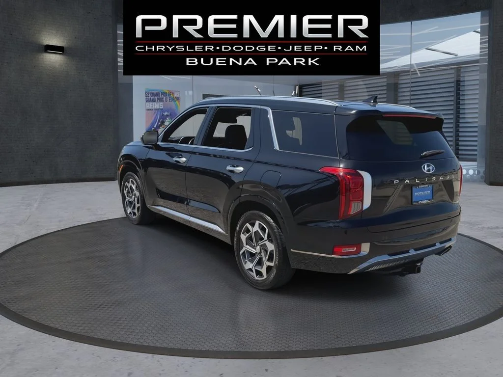 Used 2022 Black Hyundai Calligraphy image 6