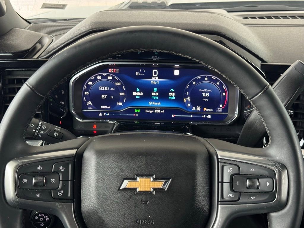 Used 2025 Sterling Gray Metallic Chevrolet LT image 33