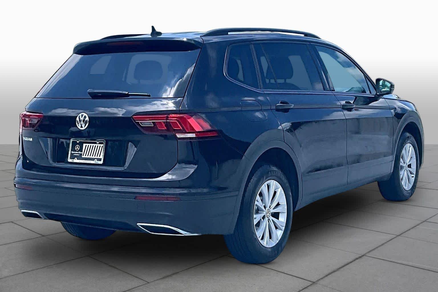 Used 2020 Deep Black Pearl Volkswagen S image 12