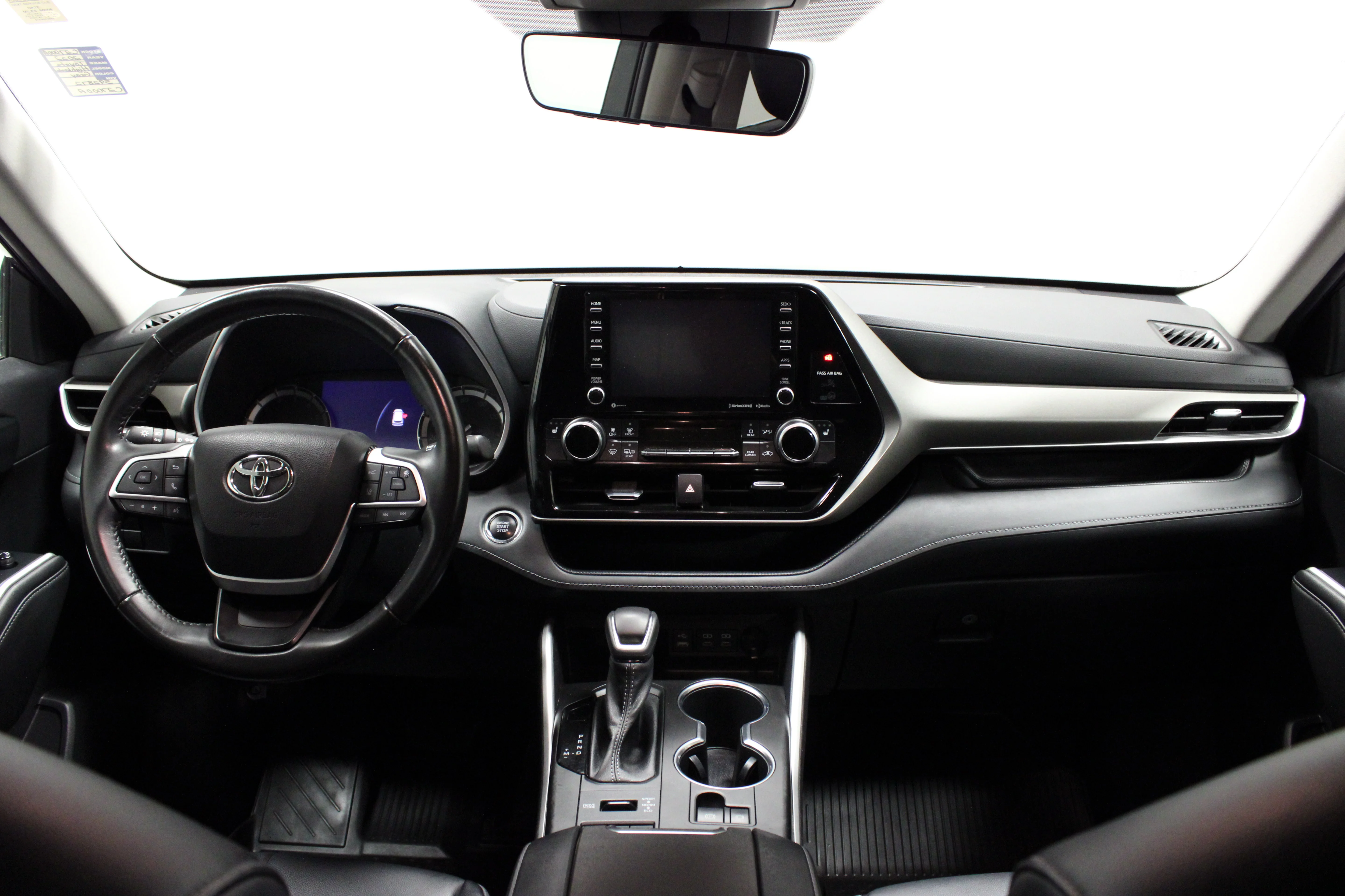 2022 Toyota Highlander XLE - Photo 22