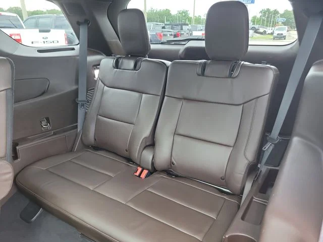 Used 2022 Red Ford King Ranch image 15