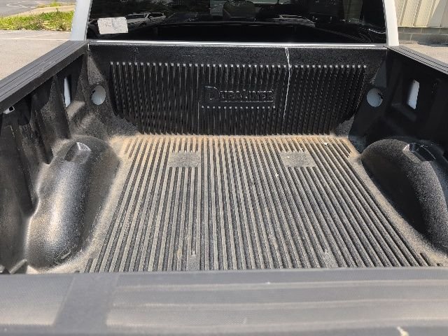 Used 2025 White Ford XLT image 13