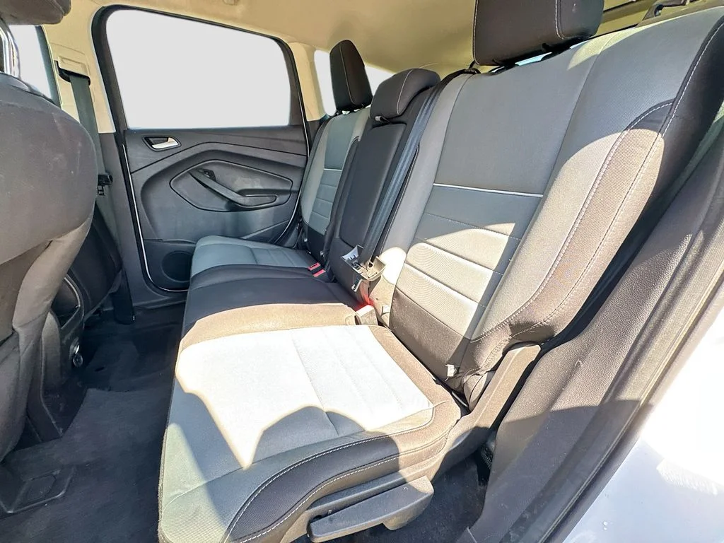 Used 2013 White Ford SE image 25