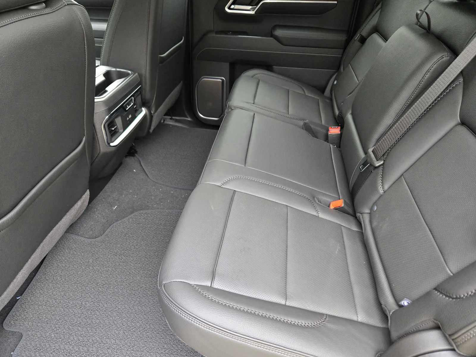 2026 GMC Sierra 1500 Denali - Photo 18