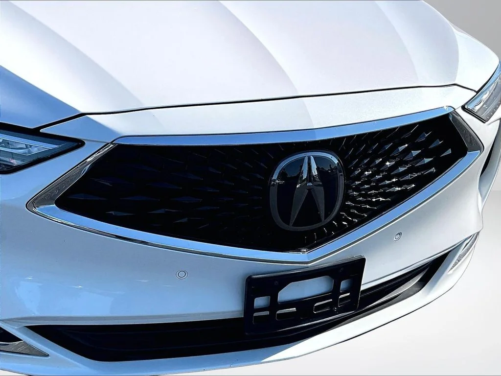 Used 2023 White Acura Technology image 26