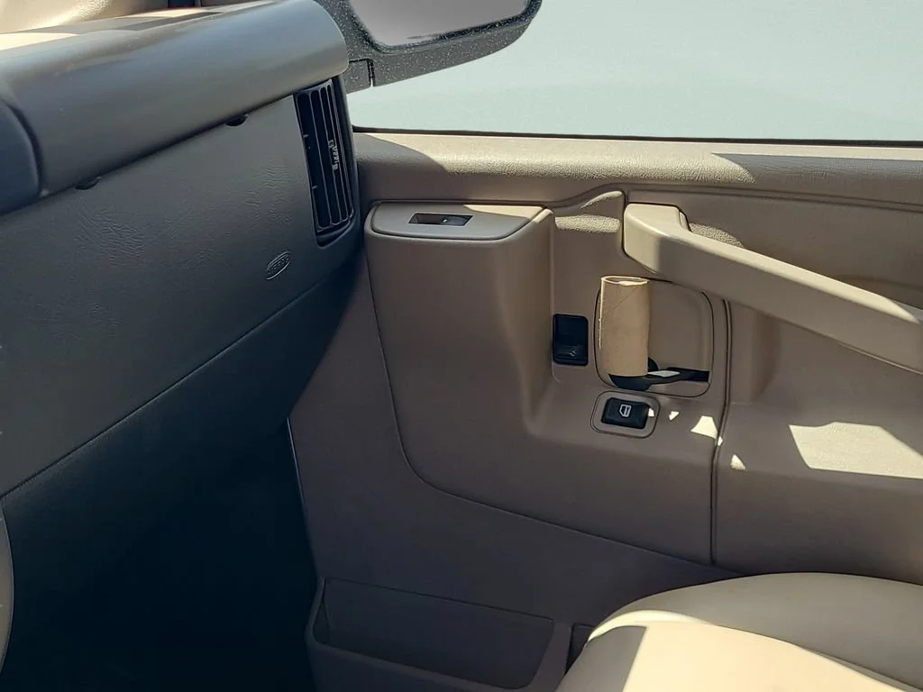 New 2026 Summit White GMC Work Van image 10