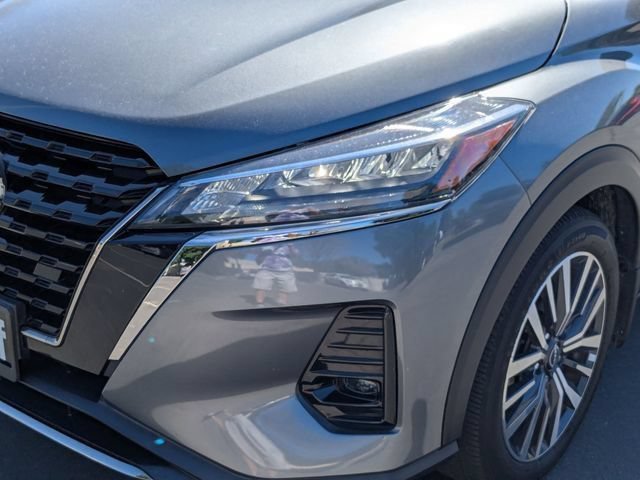 Used 2023 Gun Metallic Nissan SR image 10