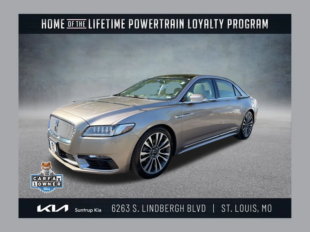 2018 Lincoln Continental Reserve FWD's photo