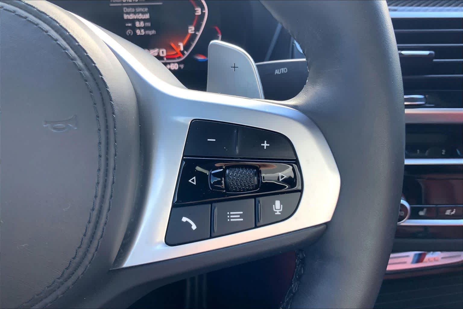 Used 2021 Alpine White BMW M40i image 24