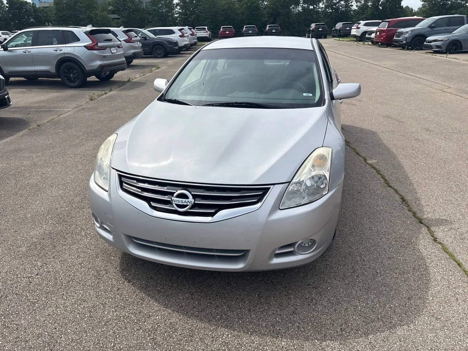 Used 2011 Brilliant Silver Metallic Nissan 2.5 S image 12